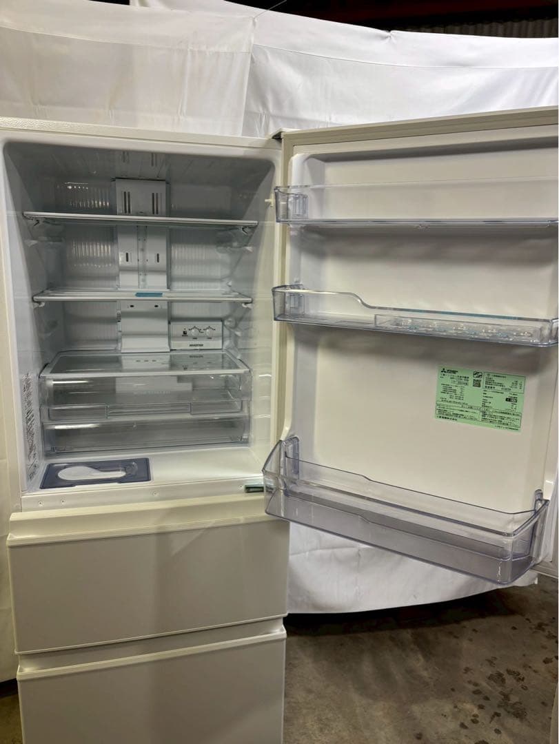 【展示品】三菱電機 3ドア冷蔵庫 MR-C33K-W 2024年製330L