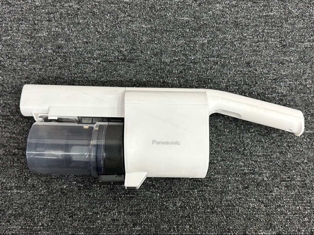 29分　2023年製Panasonic 掃除機　本体　MC-SB33J 格安中古