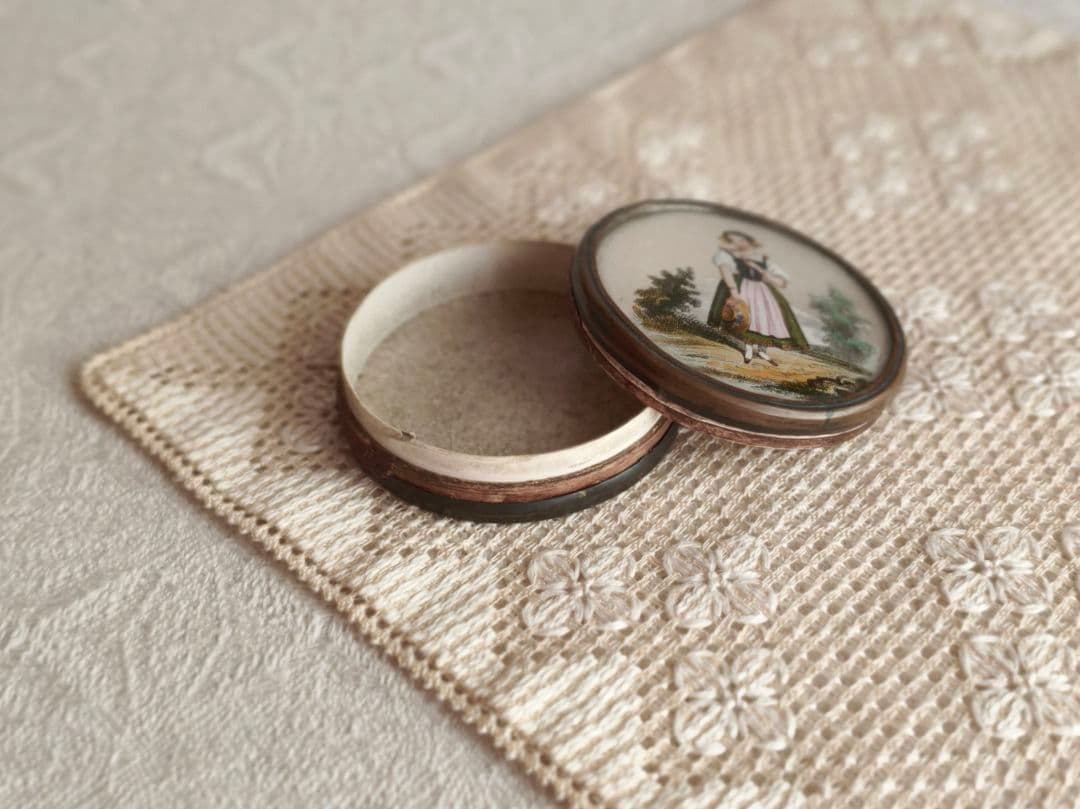 【プップさま】antique box ୨୧ 19世紀の古い古い ボンボニエール