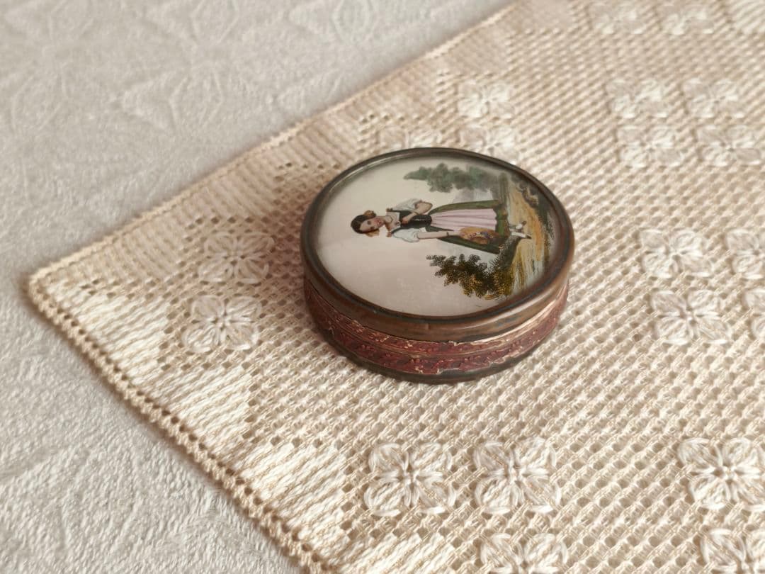 【プップさま】antique box ୨୧ 19世紀の古い古い ボンボニエール