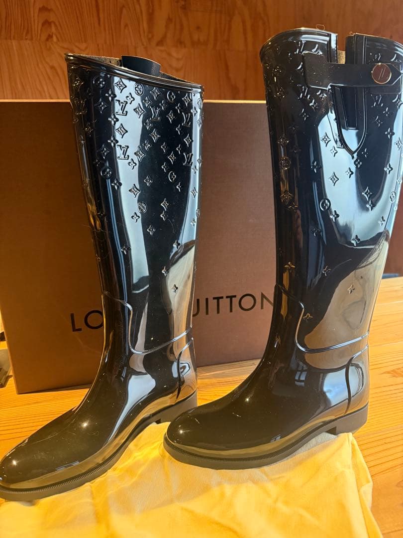 新品❗️ルイ・ヴィトン　長靴 サイズ36
