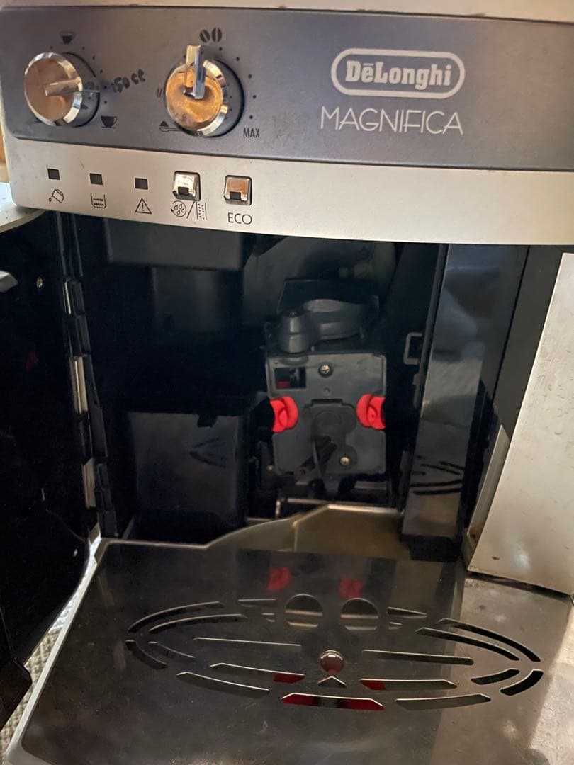【本日限定】DeLonghi デロンギ　エスプレッソマシン