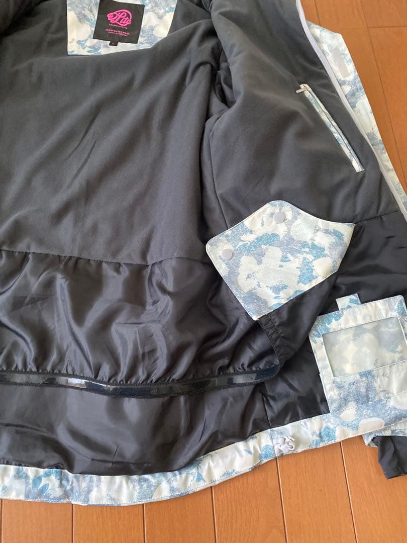 スノーボードウェアセット　レディスSサイズ