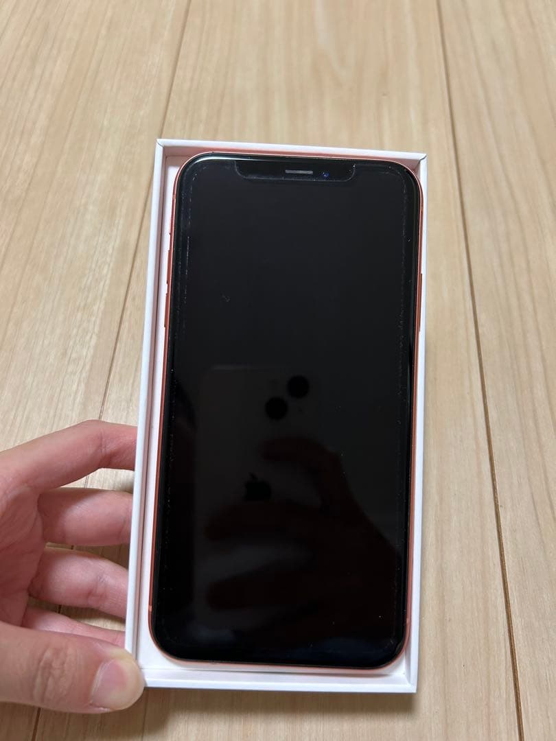 Apple iPhone XRオレンジ 本体