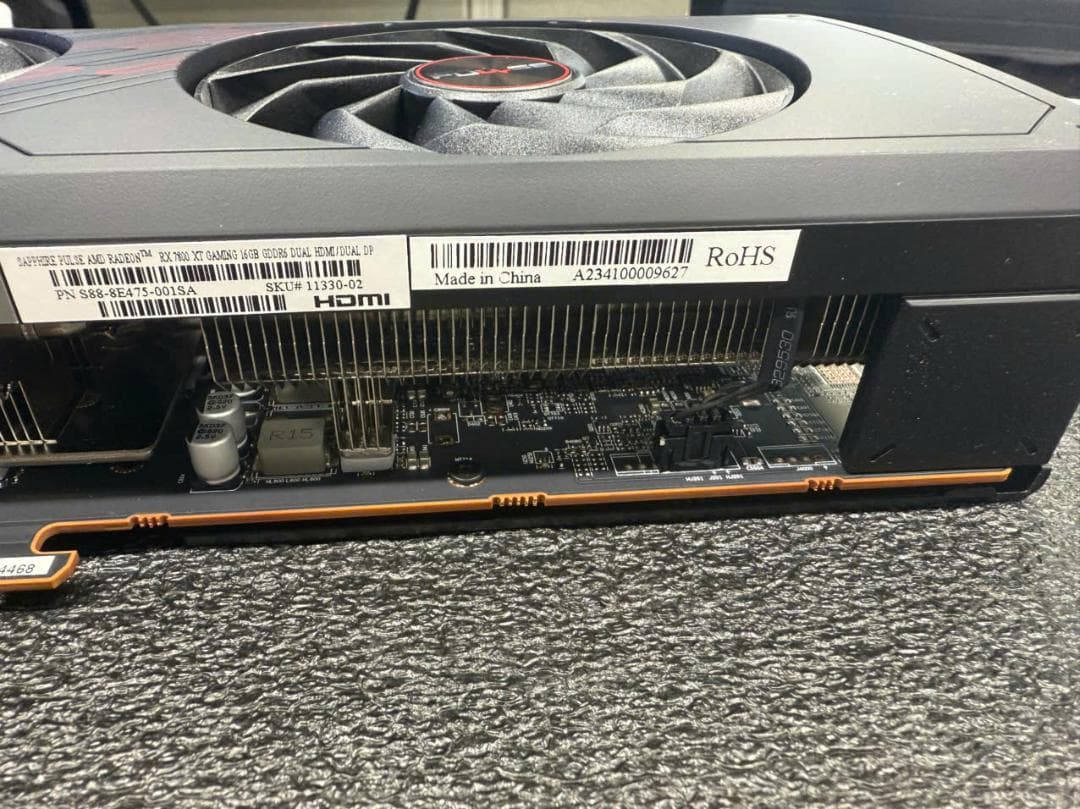 グラフィックボード・グラボ・ビデオカード AMD RX 7800XT