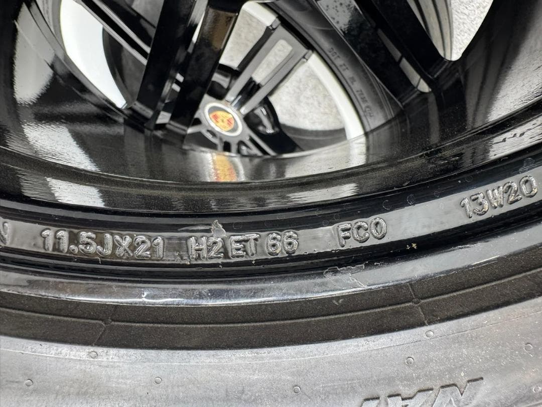 9J1 ポルシェ タイカン ターボS 純正 21インチPorsche Tycan