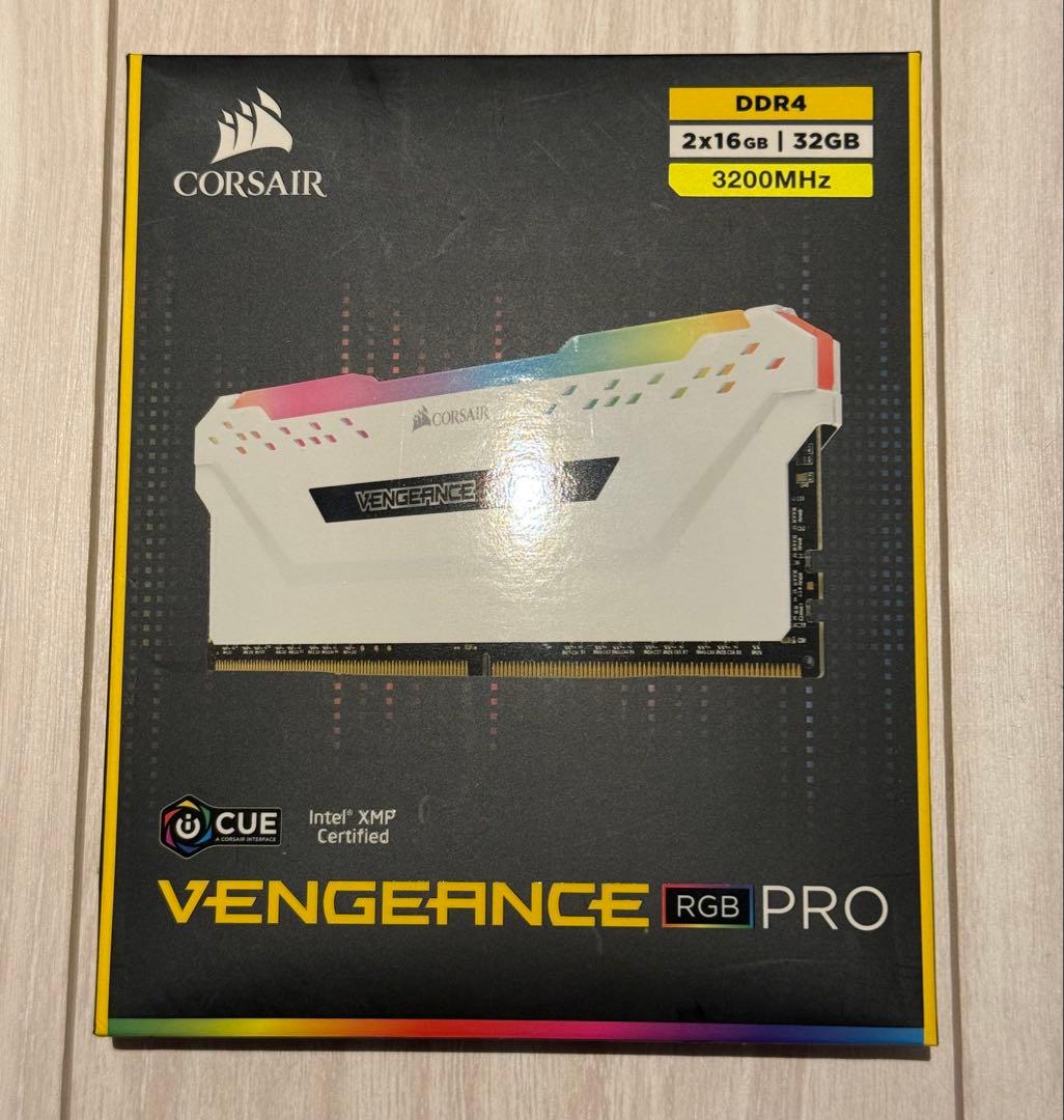 【CORSAIR】Corsair DDR4-3200MHz RGB 32GB