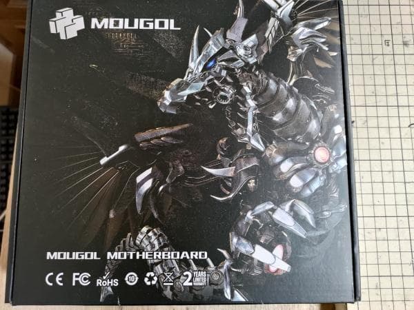 XEON（10コア20スレ）+ X99マザボ+ Crucialメモリの３点セット