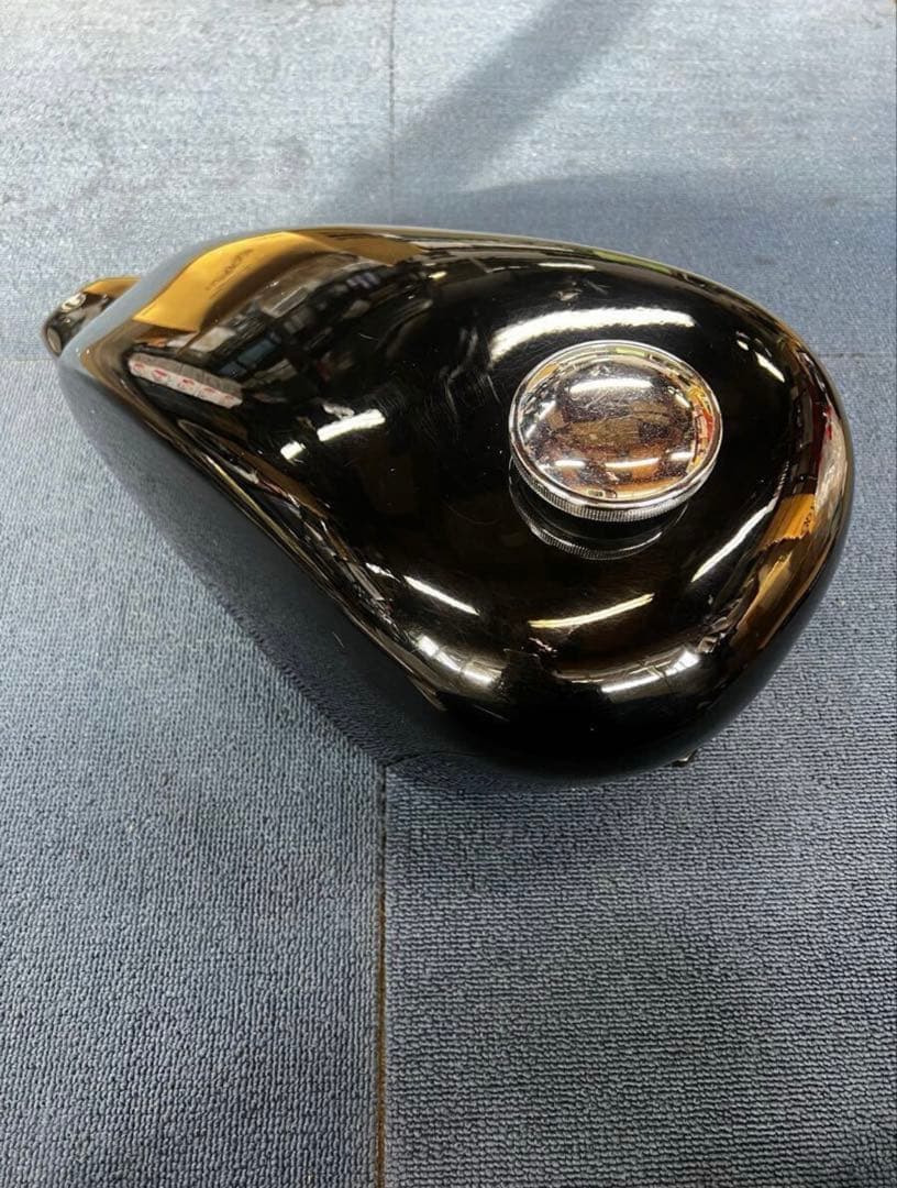 スティード Steed400 ガソリンタンク FRP製ブラック フューエルタンク