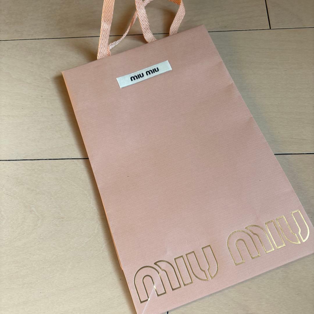 Miu Miu ミウミウ　マドラスフラワー　長財布　箱・保証書付