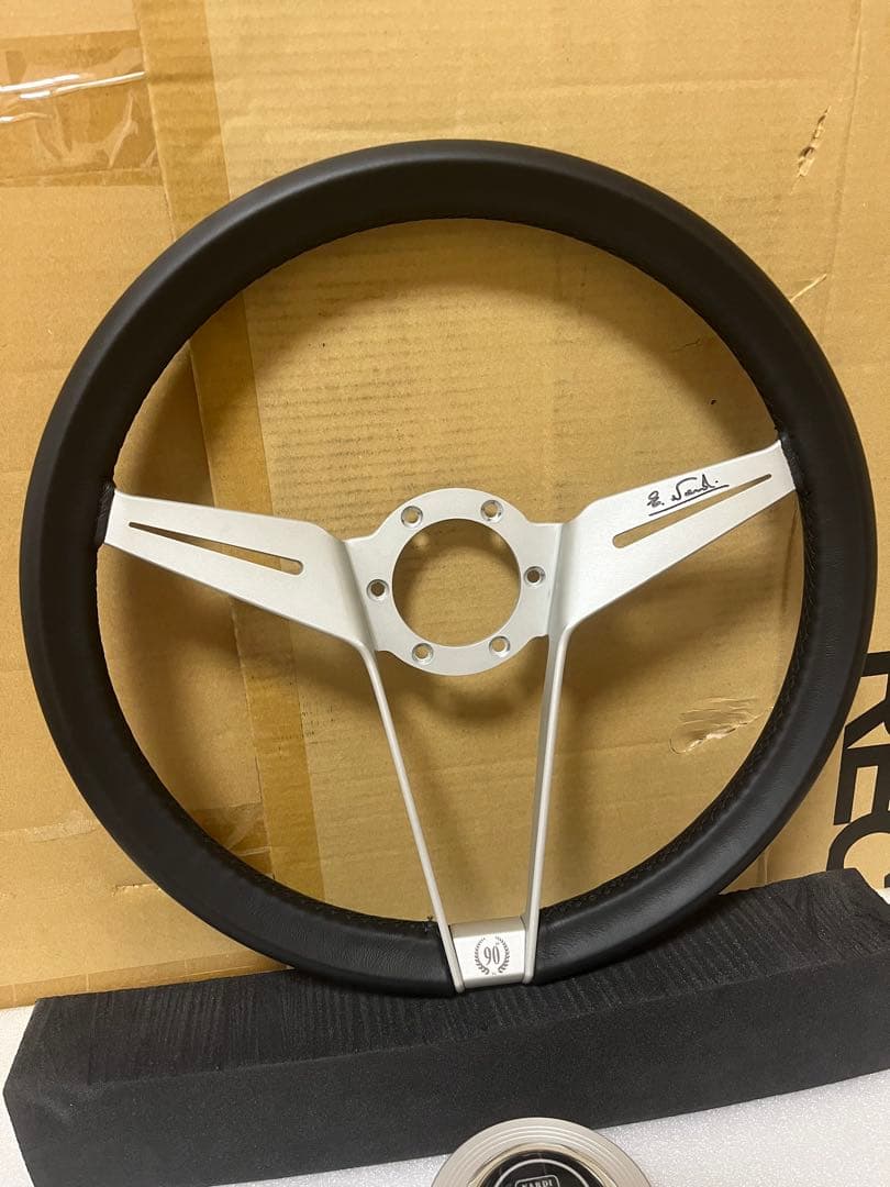 正規品　NARDI ナルディ　ノバンテシモ　クラシック　リング 限定品