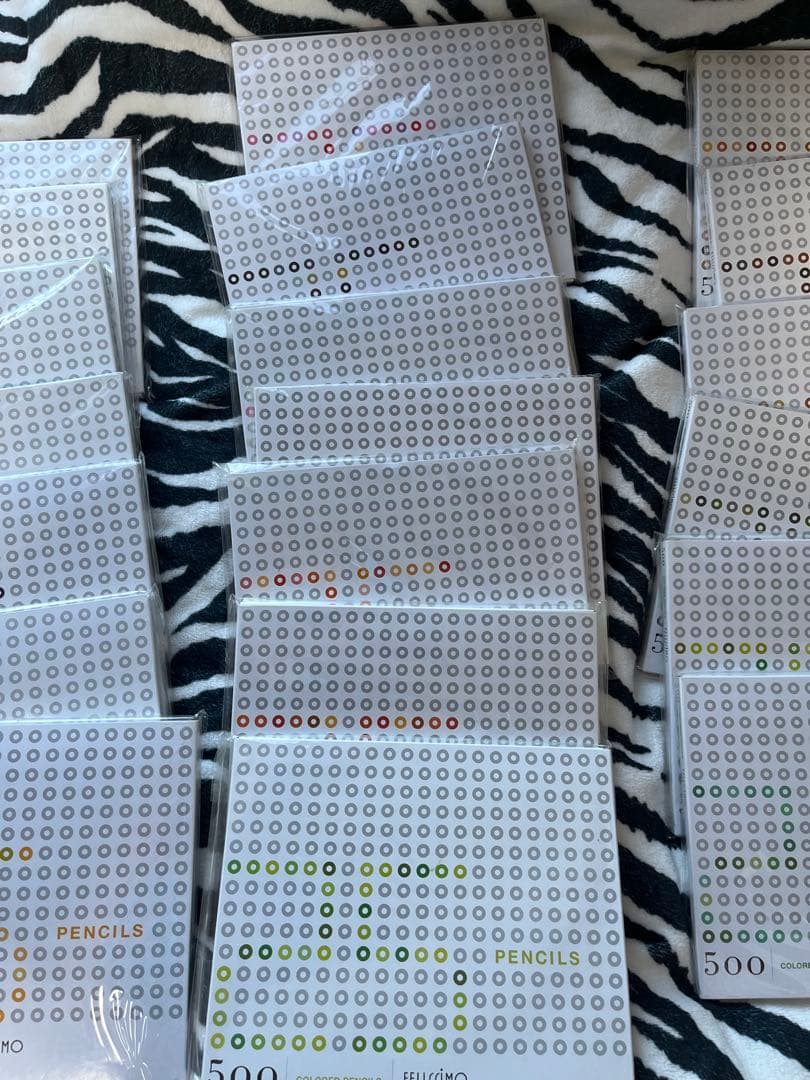 フェリシモ　felissimo 500色　など