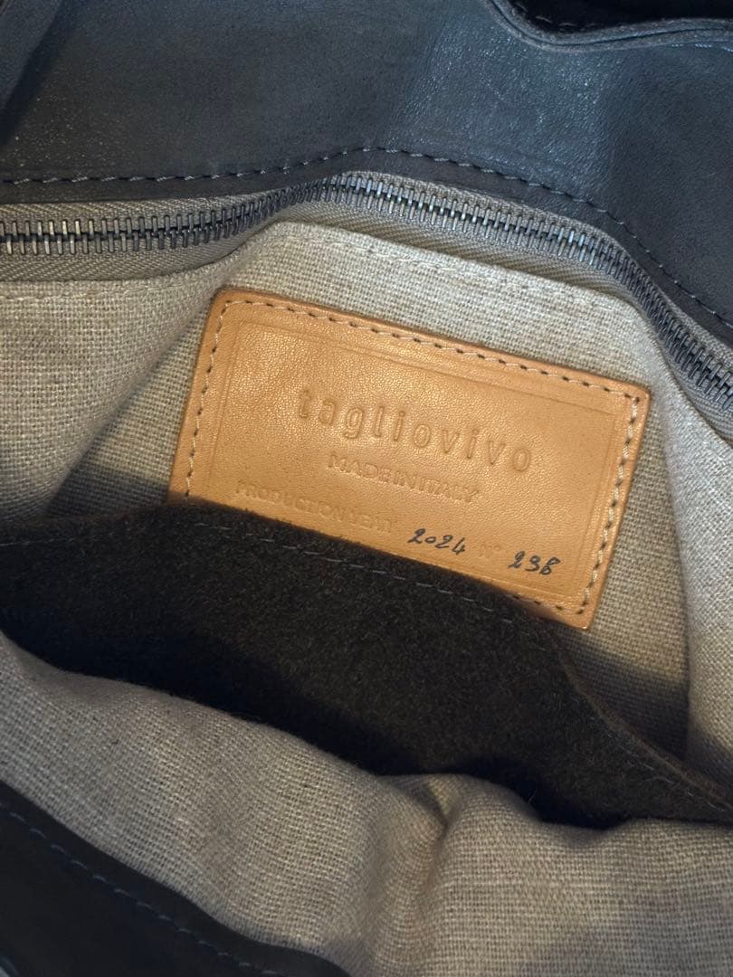 最終値下　TAGLIOVIVO onyx backpack