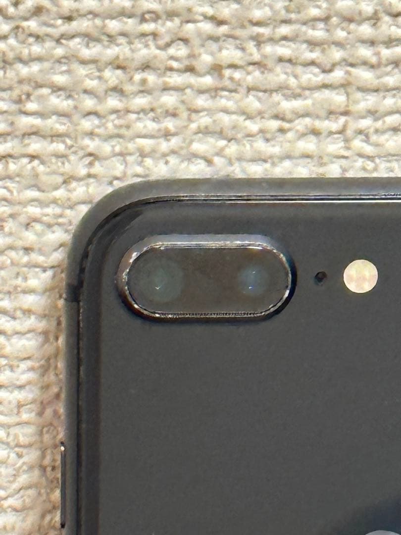 iPhone 8Plus スペースグレイ 256 GB 本体 au