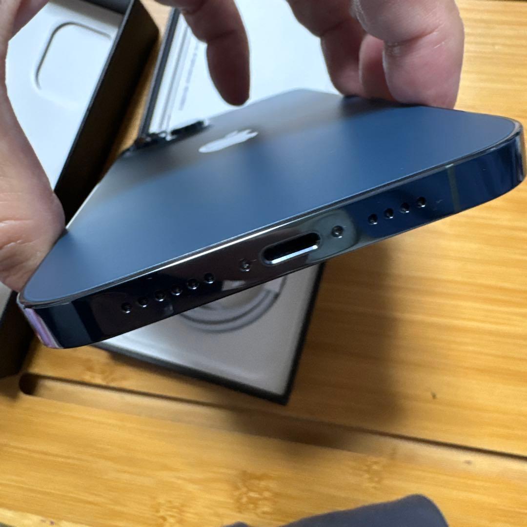 スマートフォン本体 iPhone12ProMax 512MB