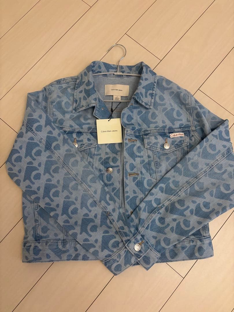 新品  NewJeans 総柄　デニムジャケット 限定