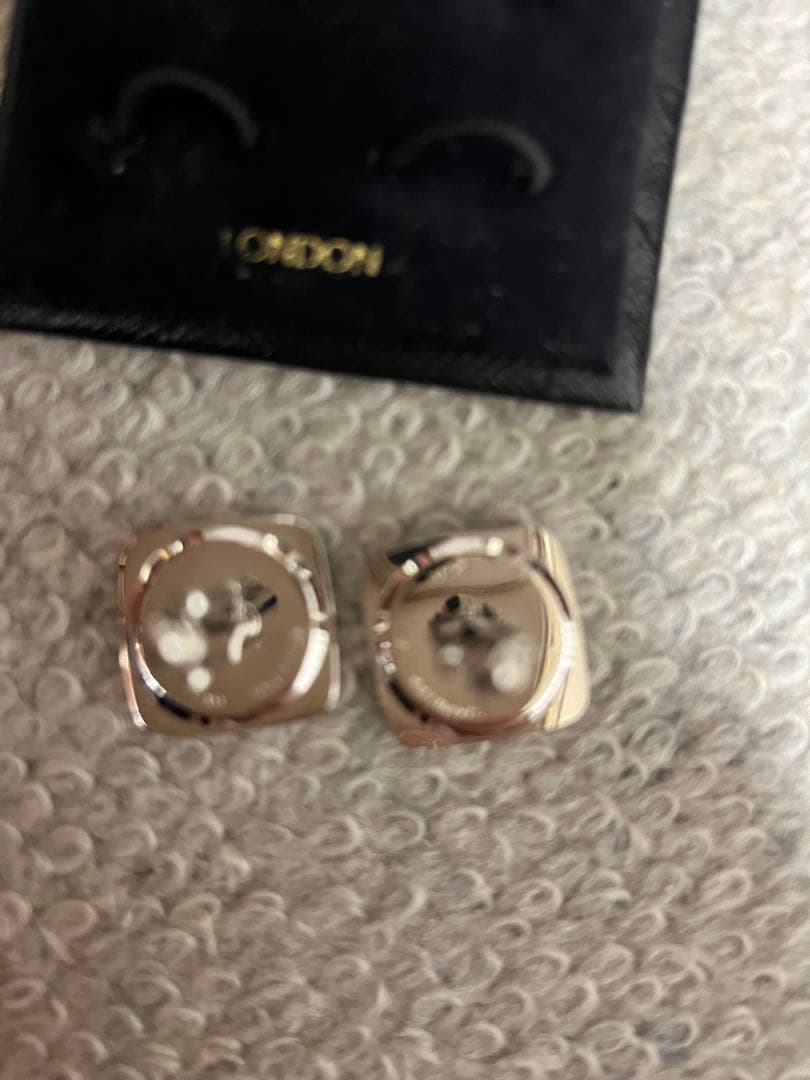 TATEOSSIANの温度計のカフリンクス