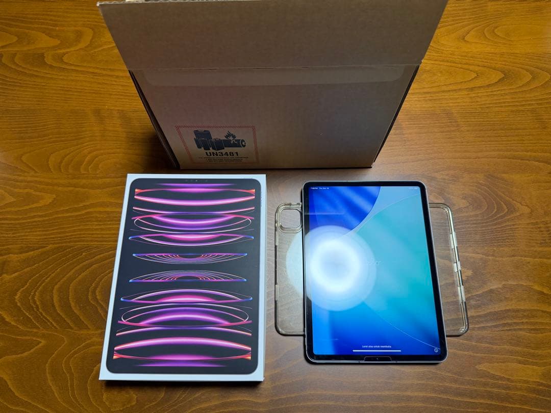 11インチiPad Pro第4世代 Wi-Fi+セルラー　256GB グレイ