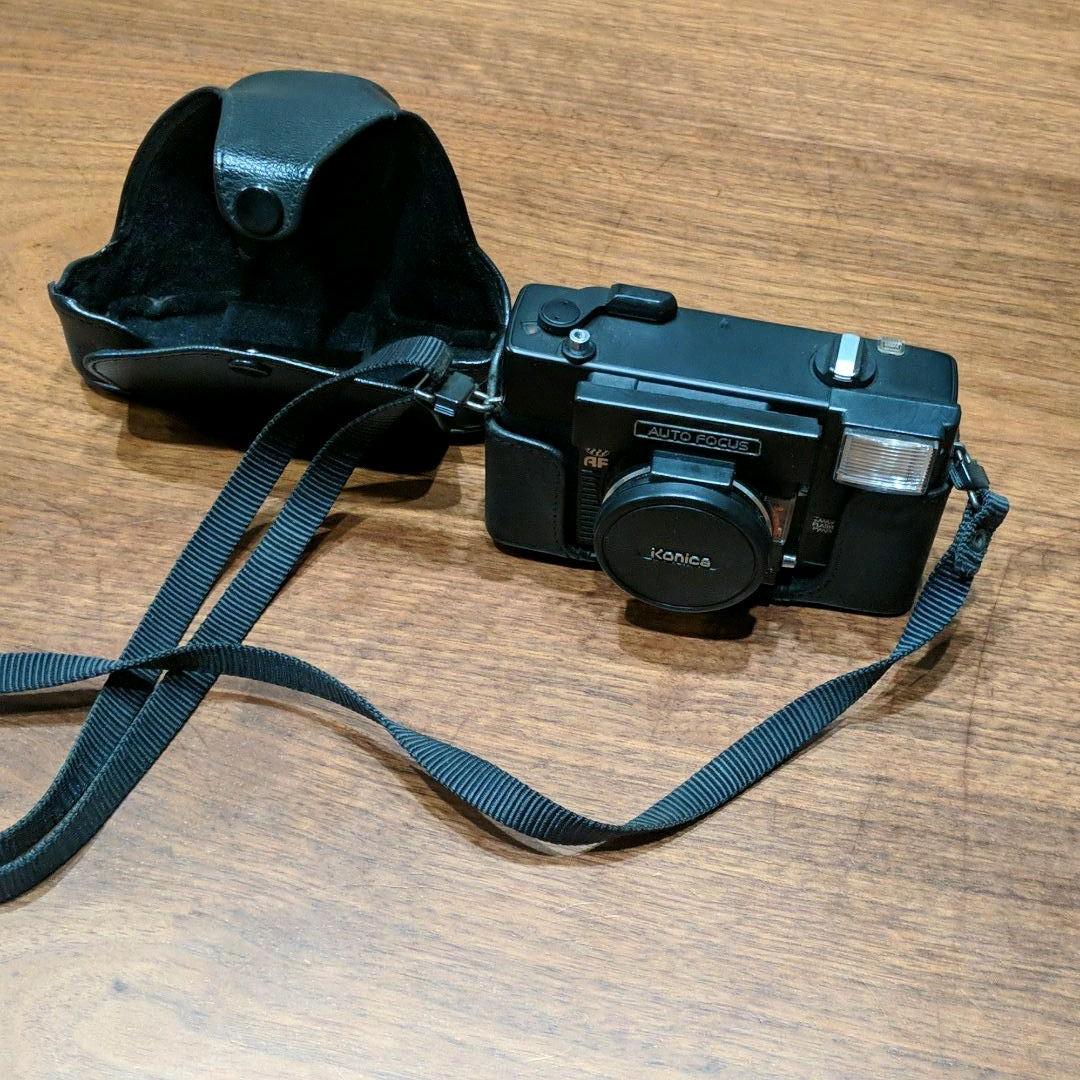 フィルムカメラ Konica C35