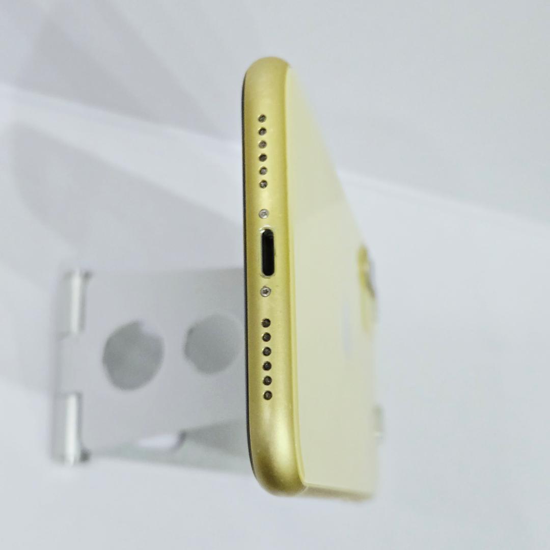 50 iPhone11 イエロー SIMフリー