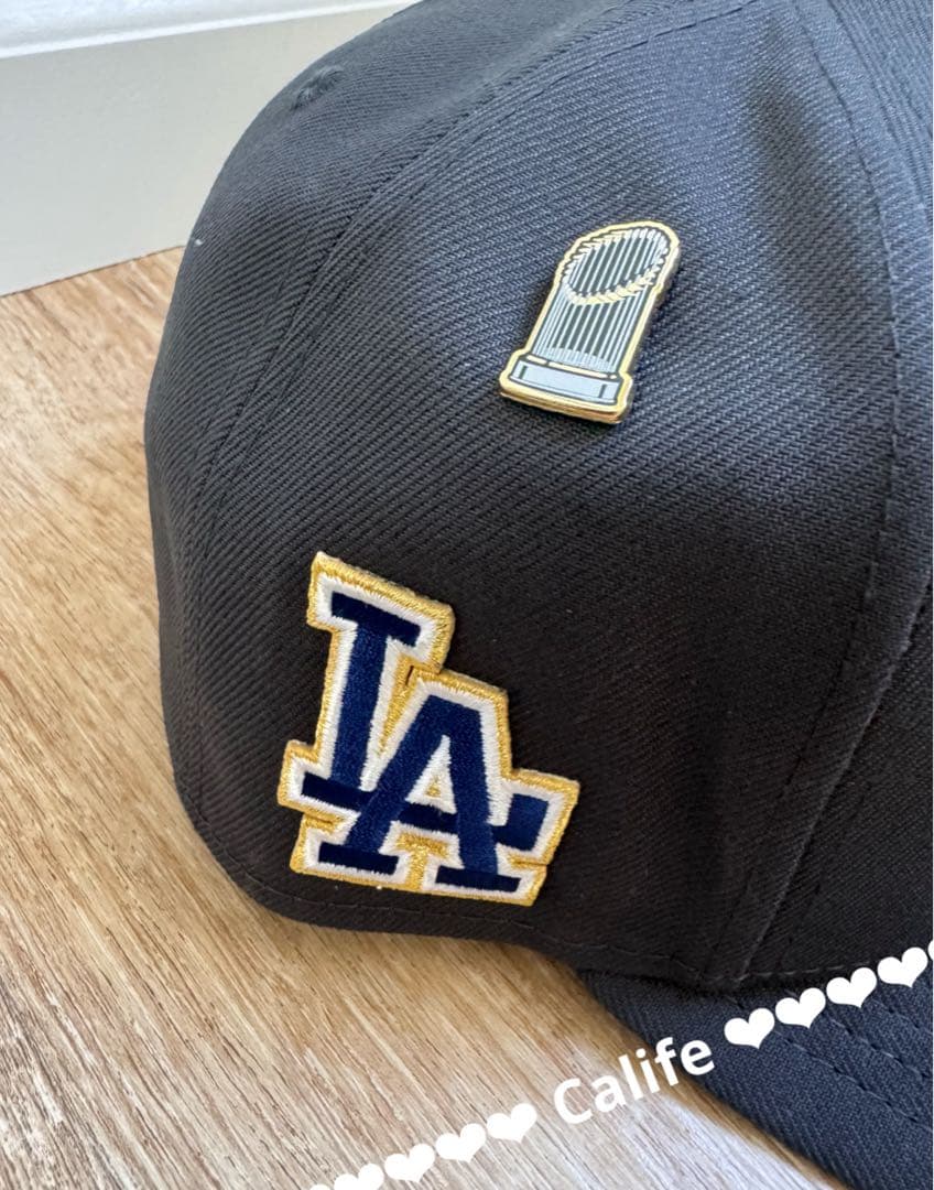 ドジャース　2025 ワールドチャンピオン　優勝パレード　選手着用　キャップ