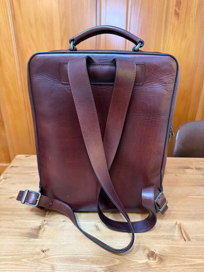 マザーハウス　アンティークスクエアバックパック