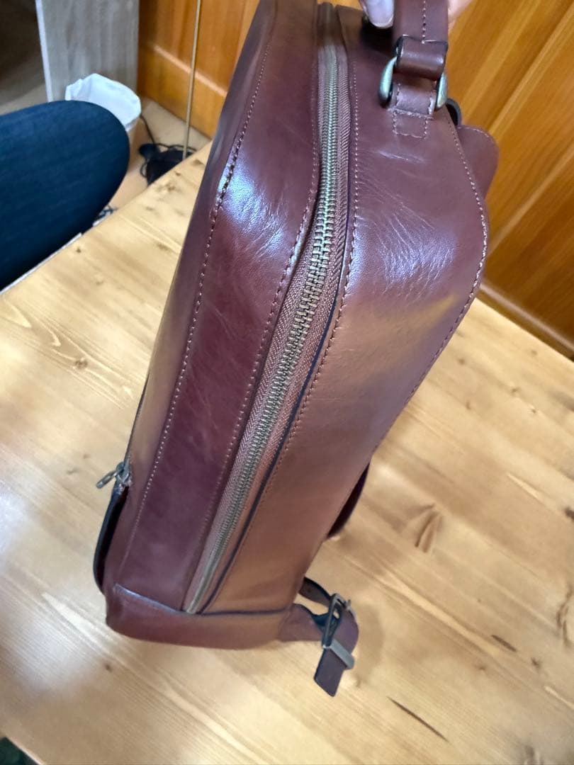 マザーハウス　アンティークスクエアバックパック