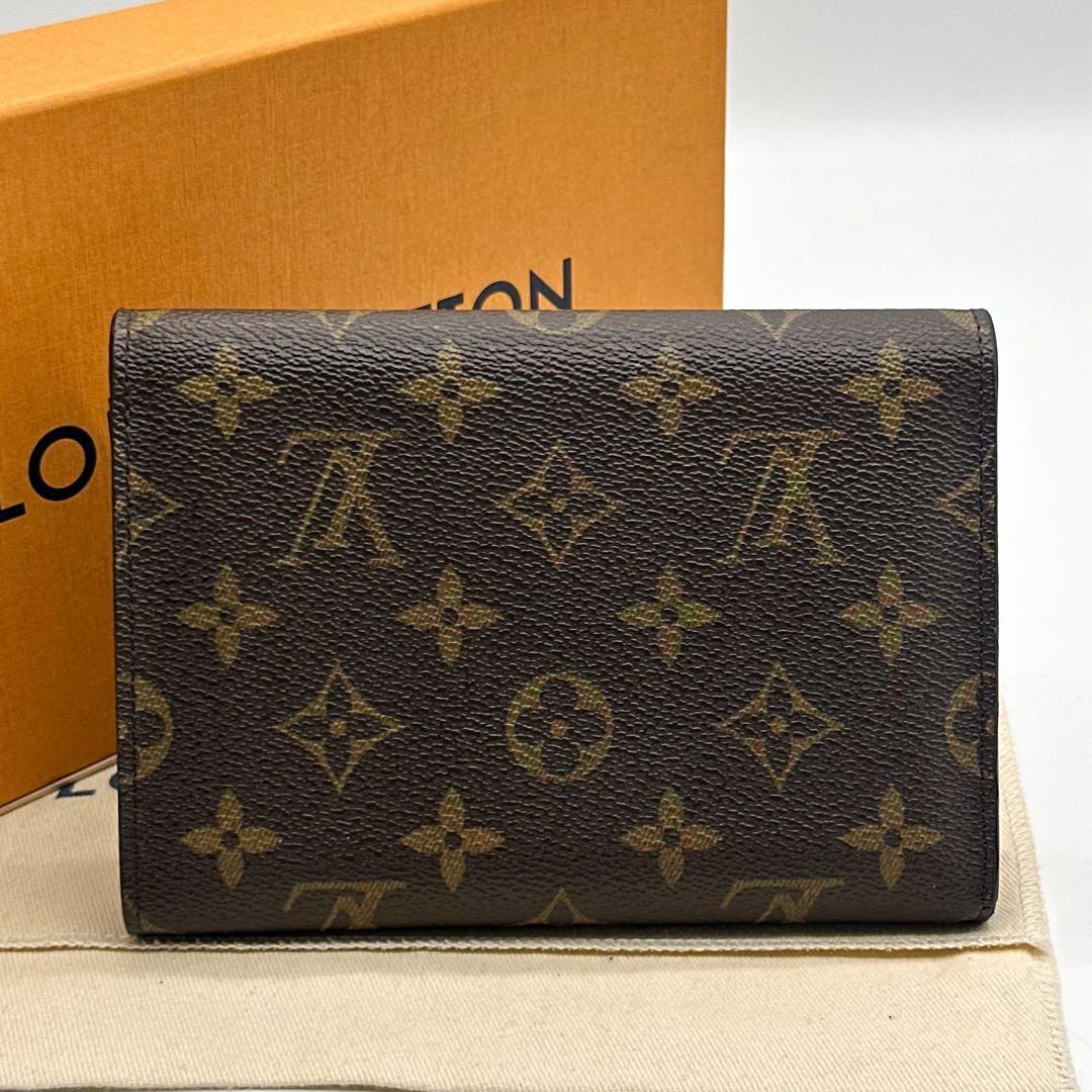 ルイヴィトン ポルトトレゾール エテュイ パピエ 三つ折り モノグラム 長財布