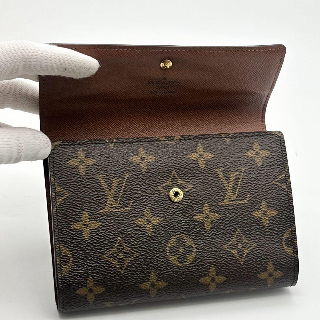 ルイヴィトン ポルトトレゾール エテュイ パピエ 三つ折り モノグラム 長財布