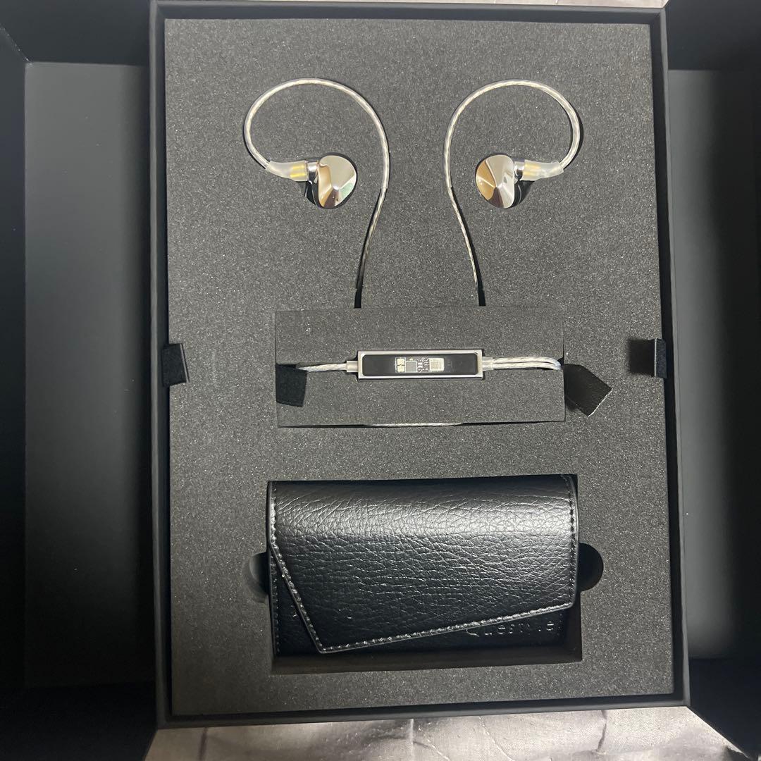 a*o様 業界史上初　電流伝導Questyle NHB12 ヘッドフォンアンプ付