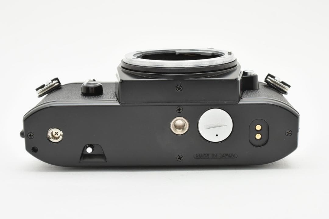 超美品 NIKON ニコン EM フィルムカメラ　モルト新品交換済 M662