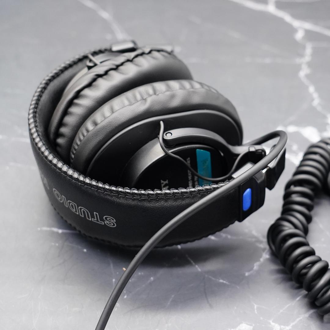 ★ SONY MDR-7506 プロフェッショナルヘッドフォン　美品