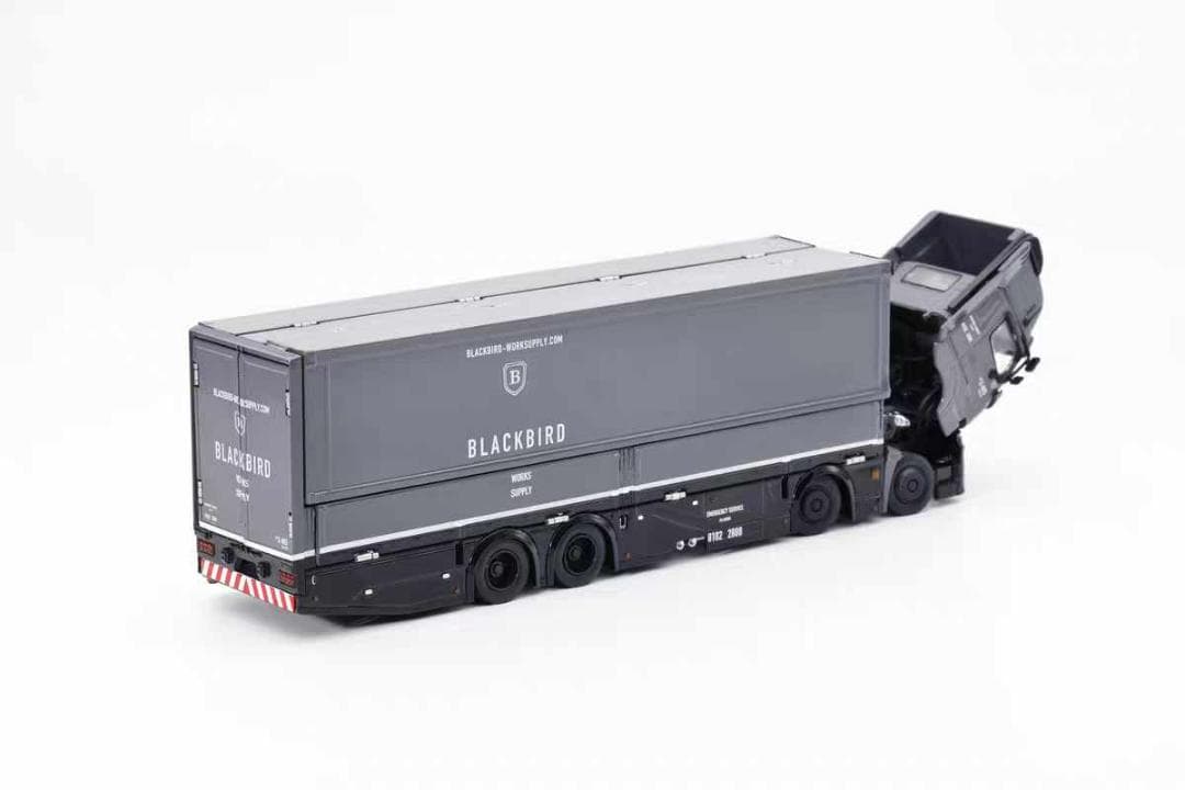 GCD 1/64 日野 プロフィア 2018 BLACKBIRD