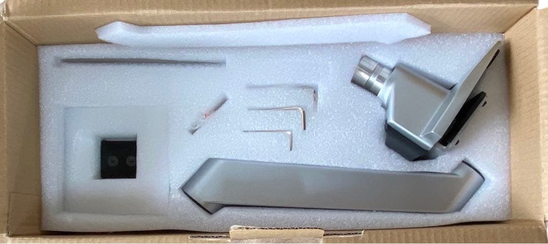 サンワダイレクト モニターアーム ガス式 32インチ対応 100-LA018