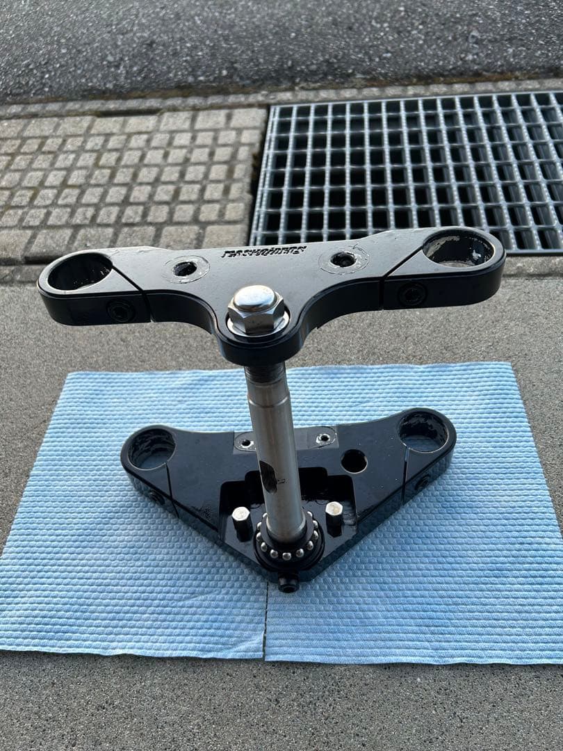 ドラッグスター400 トリプルツリー8度？　イージーライダース