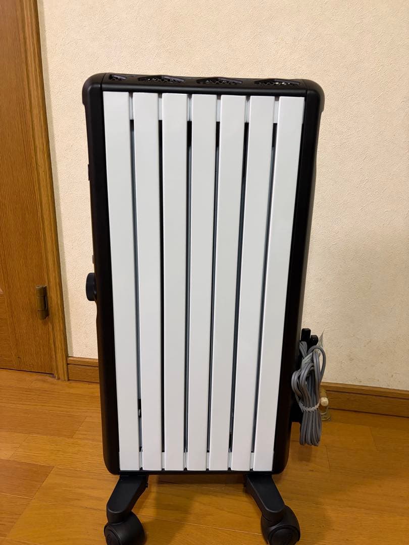 【4.5回使用品】 デロンギ マルチダイナミックヒーター MDHU09-BK