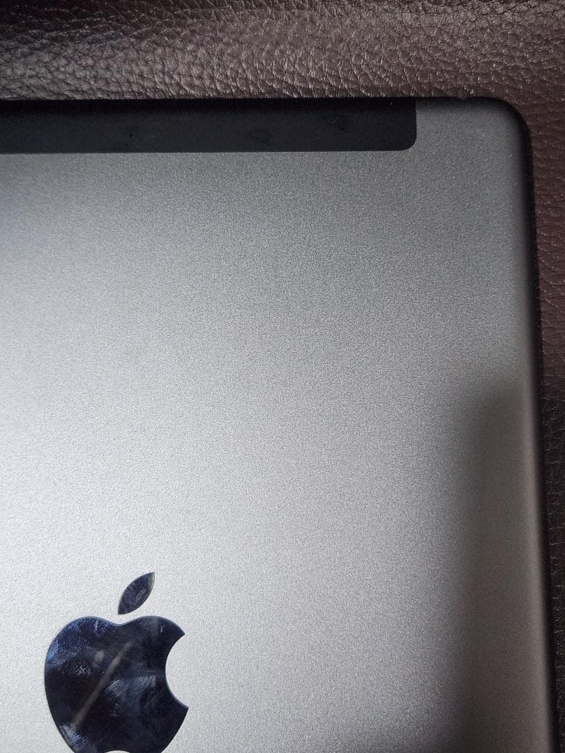 iPad 第8世代 32GB WI-fi+Cellularモデル スペースグレー