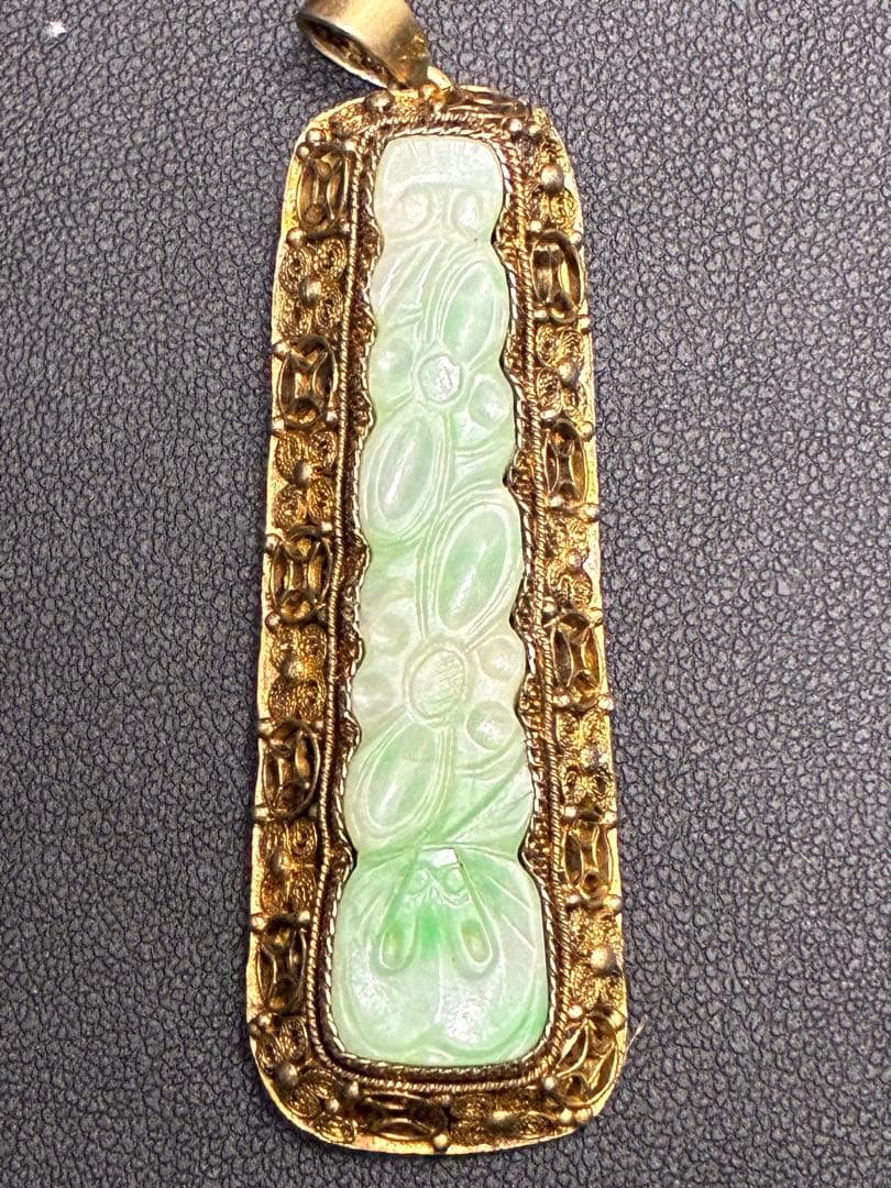 は*介様 【遺品整理】綺麗な石のネックレスTOP