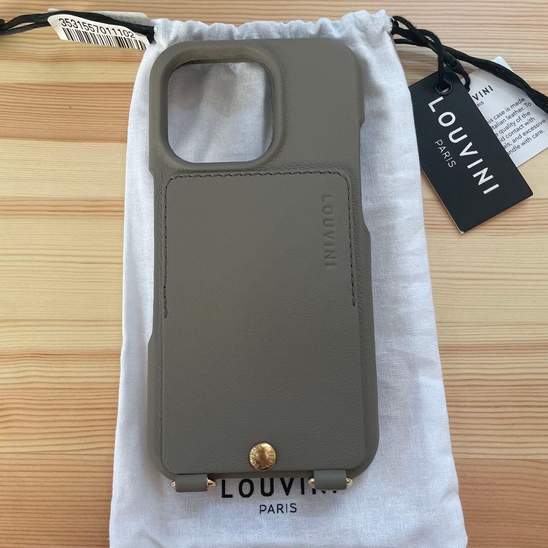 お値下げしました⭐︎LOUVINI IP 16 PRO ケース