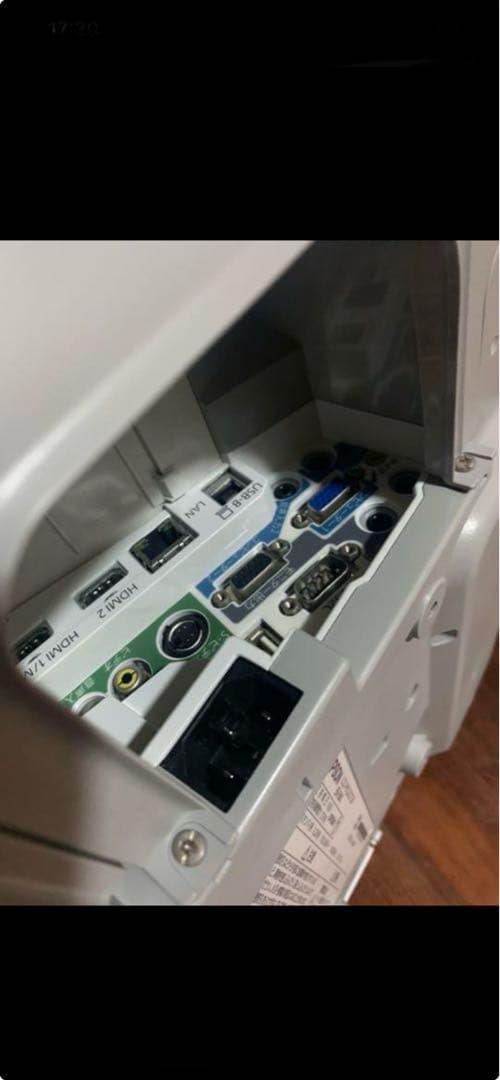 ★美品★EPSON プロジェクター　EB-580 使用時間1882時間