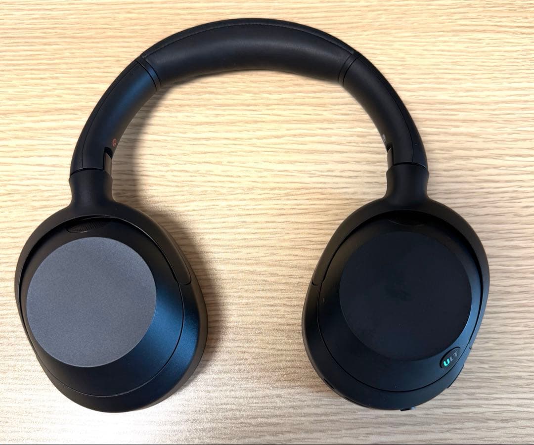 【値下げ中】ソニー　ワイヤレスヘッドホン　ULT WEAR 重低音　ブラック