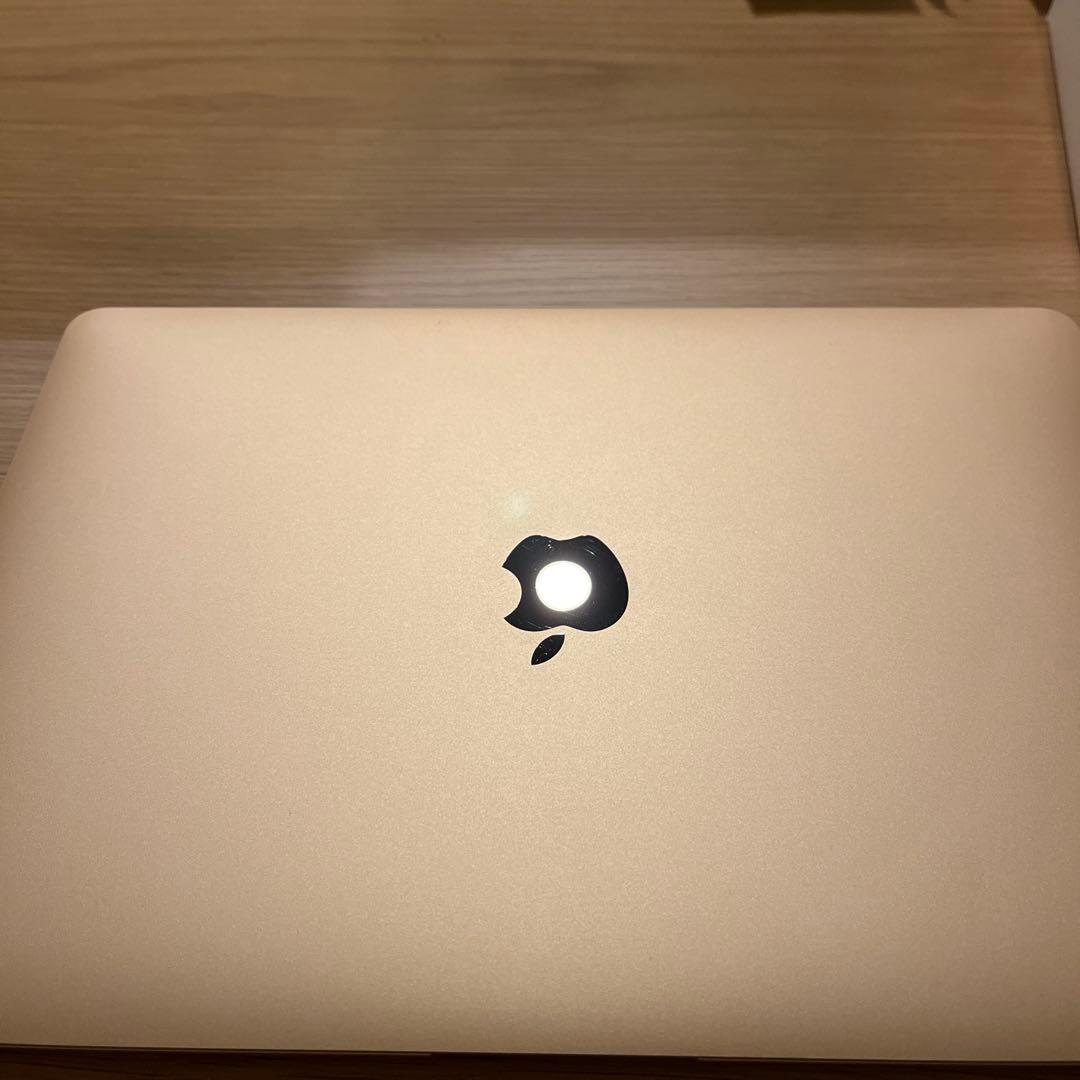 【ももんやで】MacBookAir 本体 ACアダプタ128GB 2018