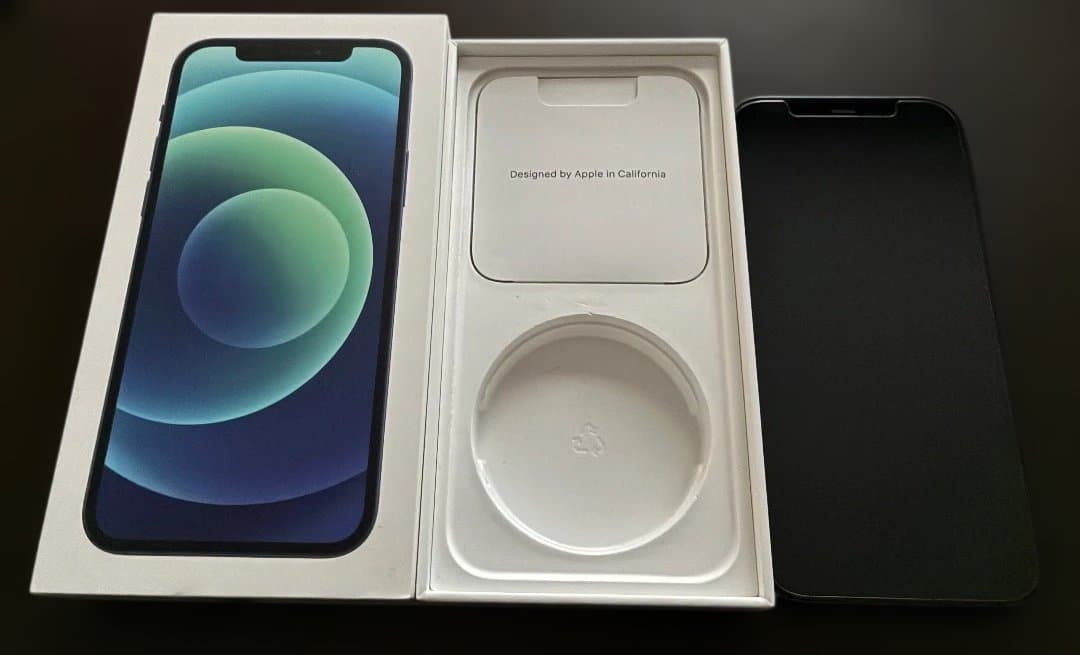 ※らいとる【Apple】 iPhone12 ネイビー 本体 64GB