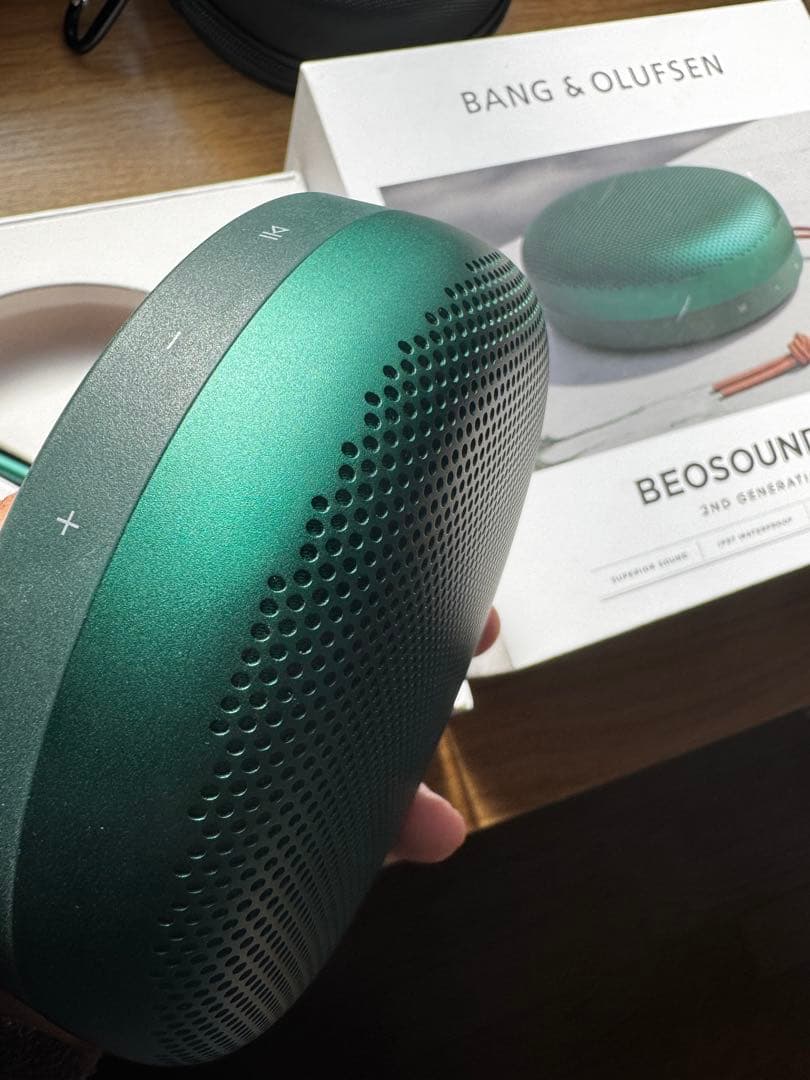 美品　Bang & Olufsen Beosound A1 2nd グリーン色