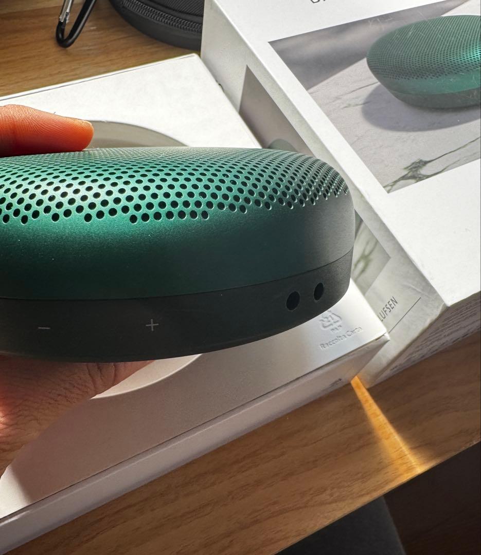 美品　Bang & Olufsen Beosound A1 2nd グリーン色