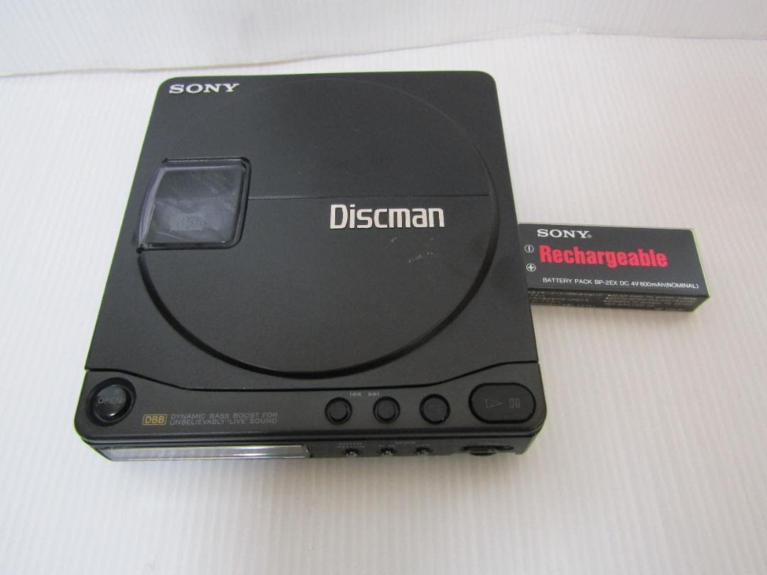 SONY ソニー DISCMAN ポータブルCDプレーヤー D-90