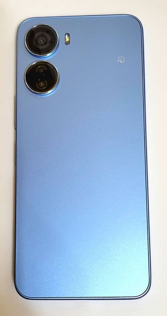 Libero 5G IV 中古☆美品☆トリプルカメラ