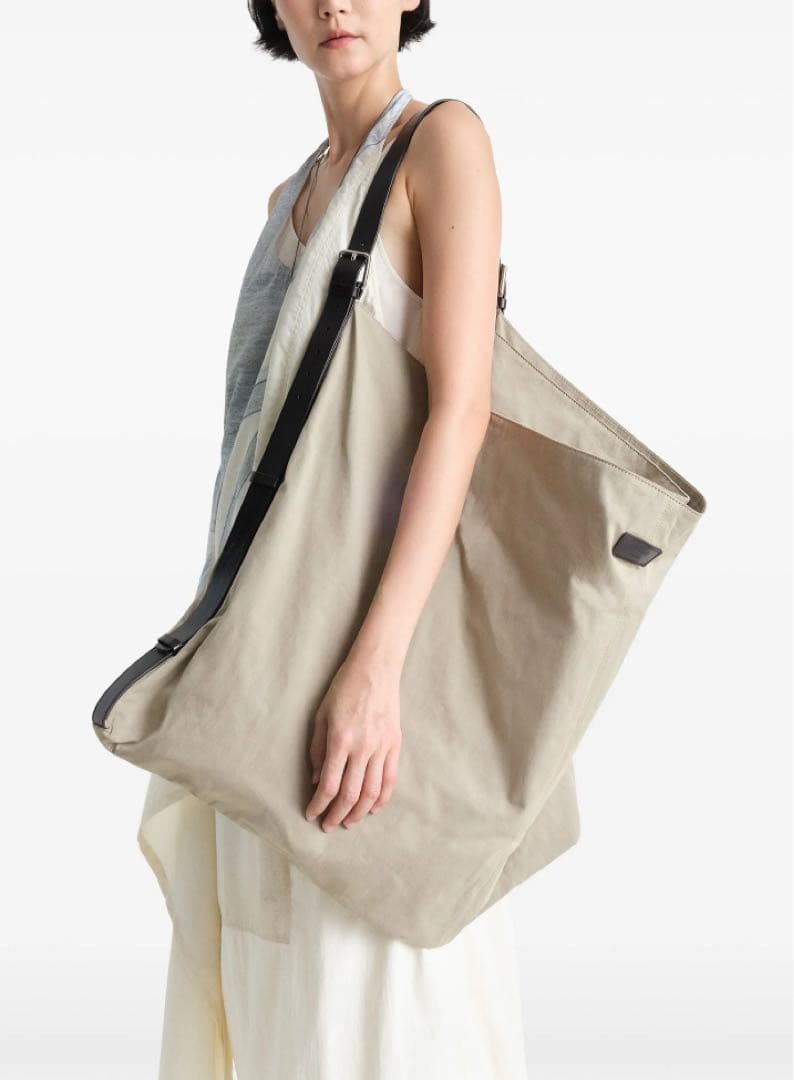 新品タグ付 LEMAIRE belt bag hobo バッグ