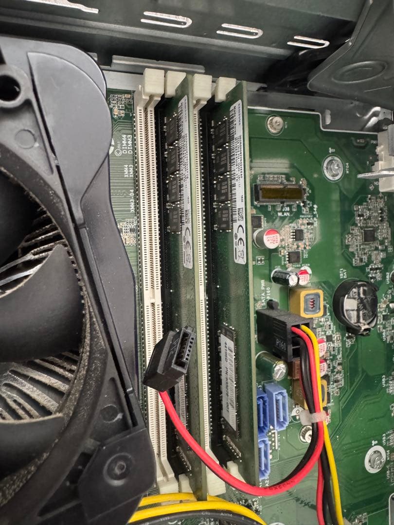 HP EliteDesk 800 G3 SFF i7 「OS 未インストール」