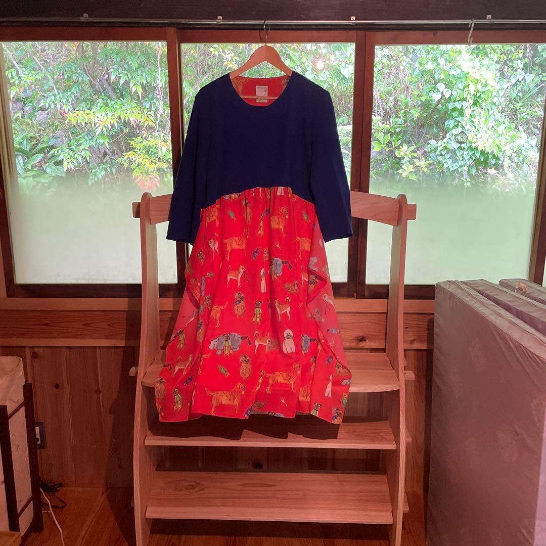 mannine 動物柄ひざ丈ワンピース 長袖